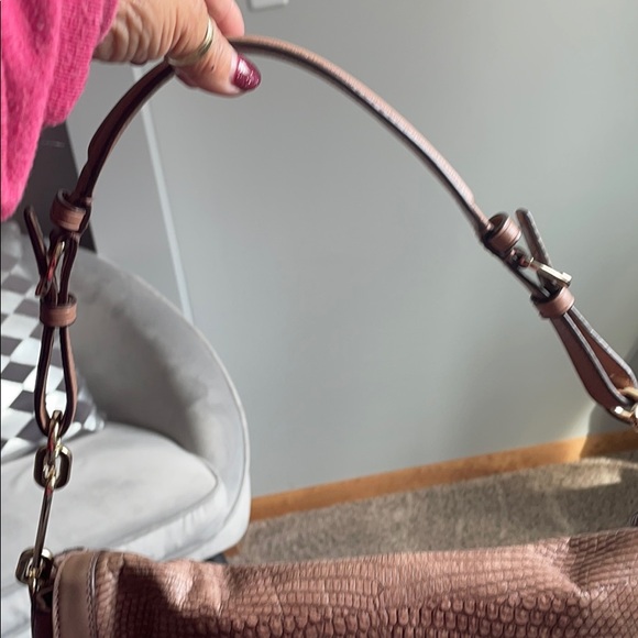 Coach - Picture 4 of 12